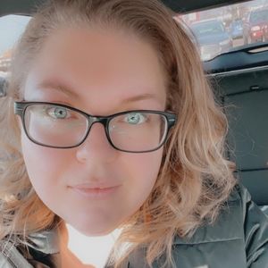 Meet your Posher, Nikki